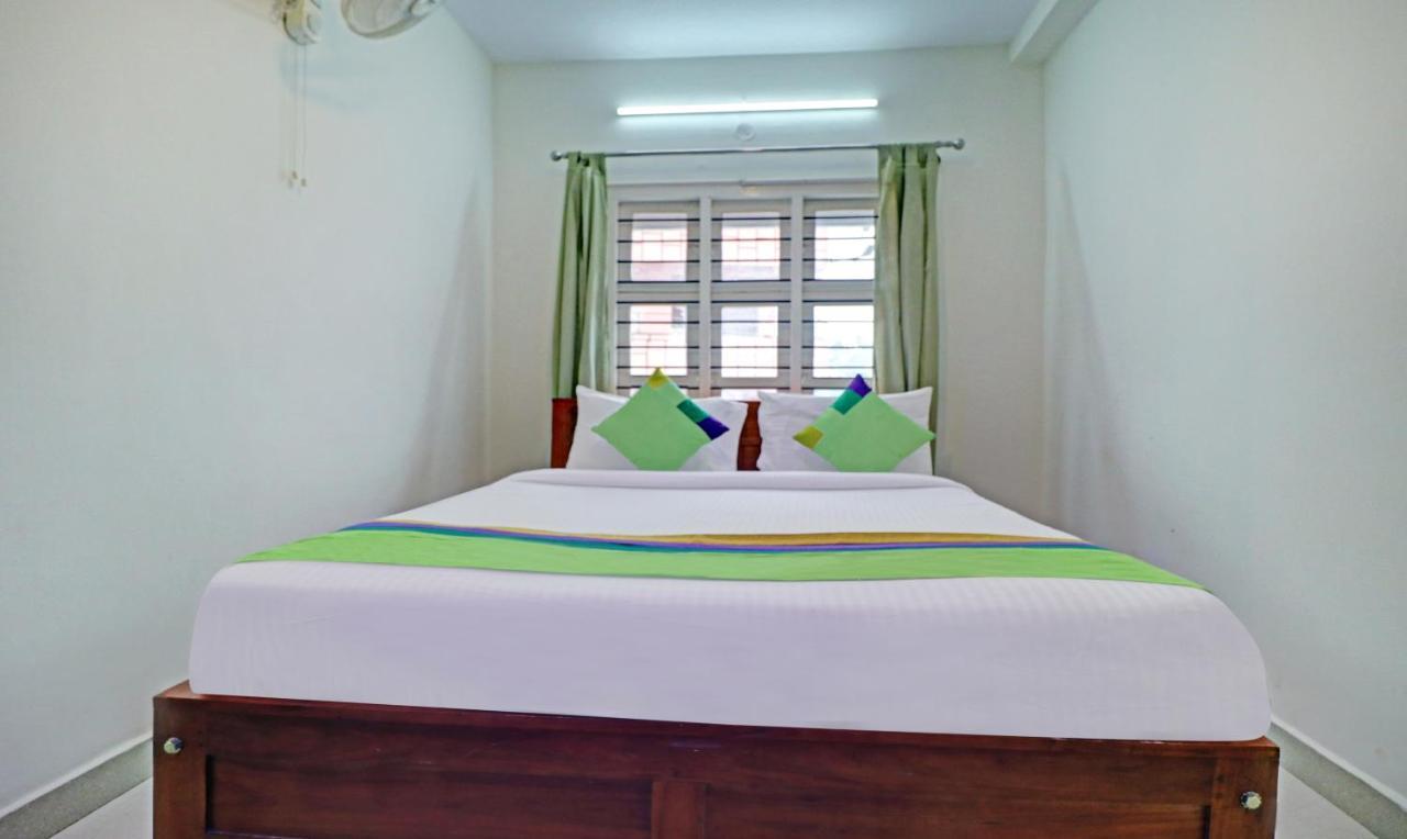 Hotel Treebo New Redfern, Madikeri Zewnętrze zdjęcie